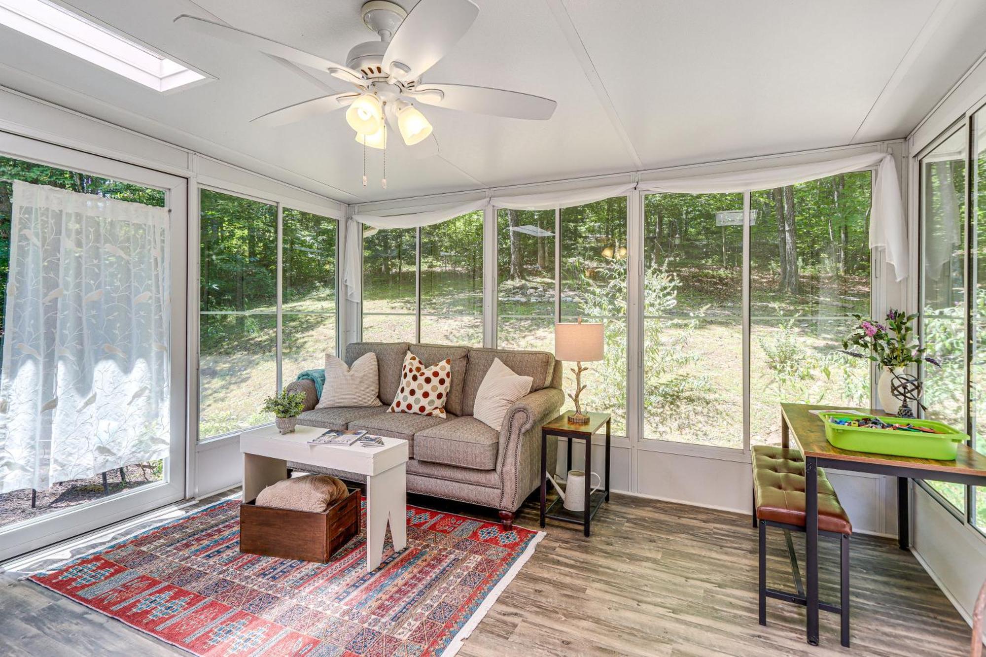 Pet-Friendly Home With Hot Tub In Blue Ridge! Bagian luar foto